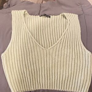 SHEIN Light Green Ribbed V-Neck Crop Top